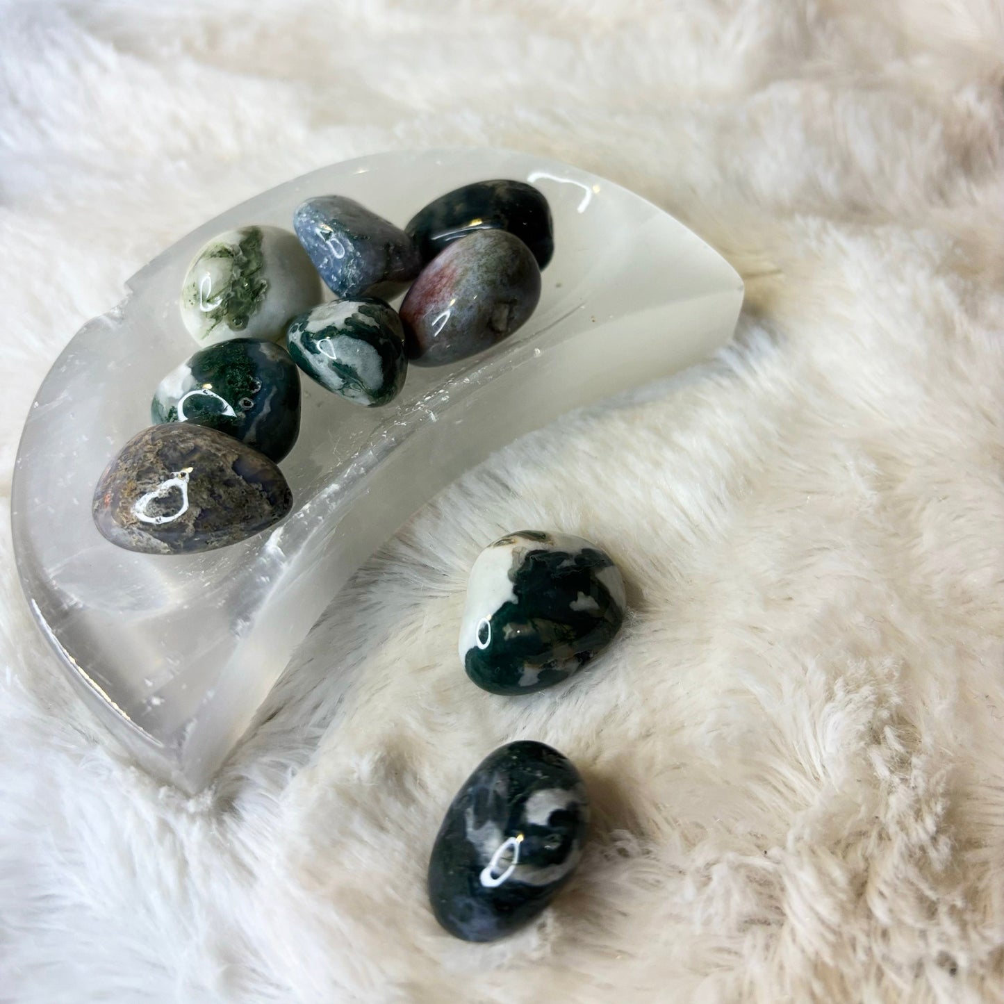 Stone Tumbled | Moss Agate