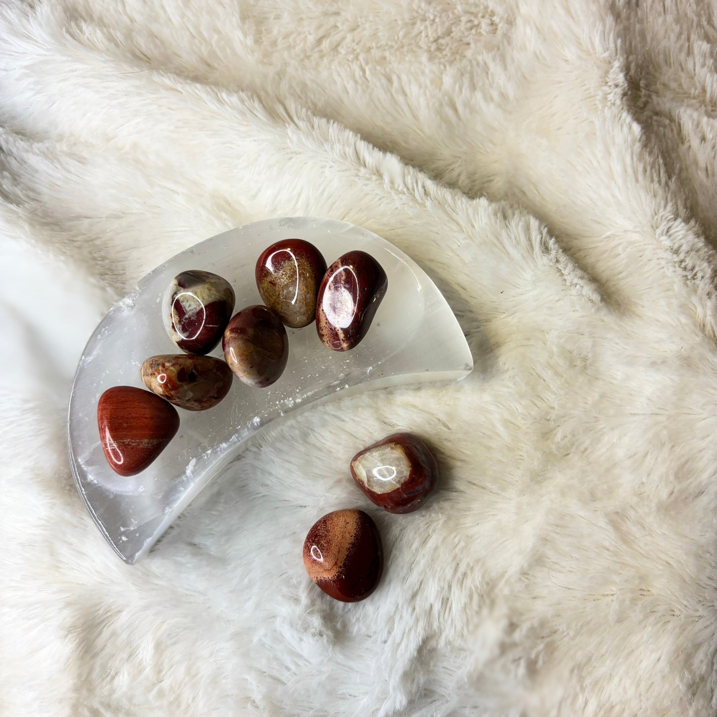 Stone Tumbled | Red Agate