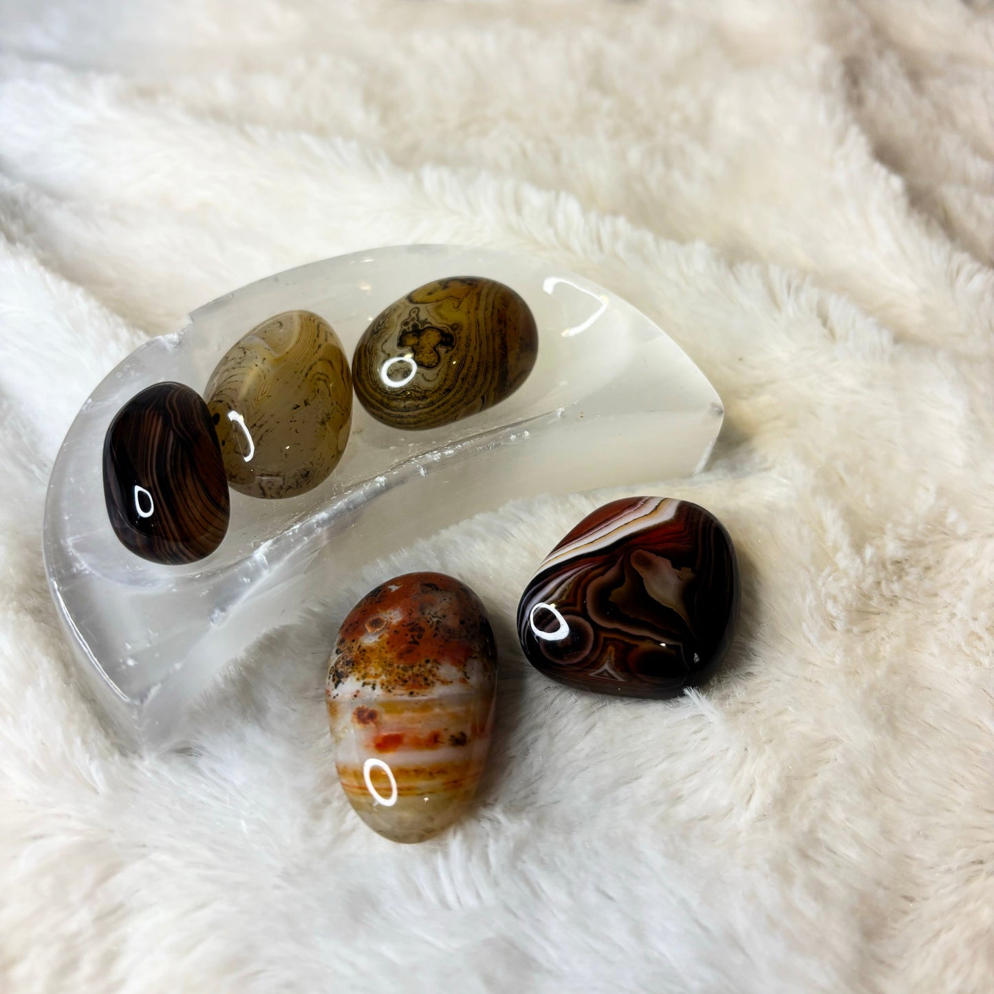 Stone Tumbled | Banded Agate