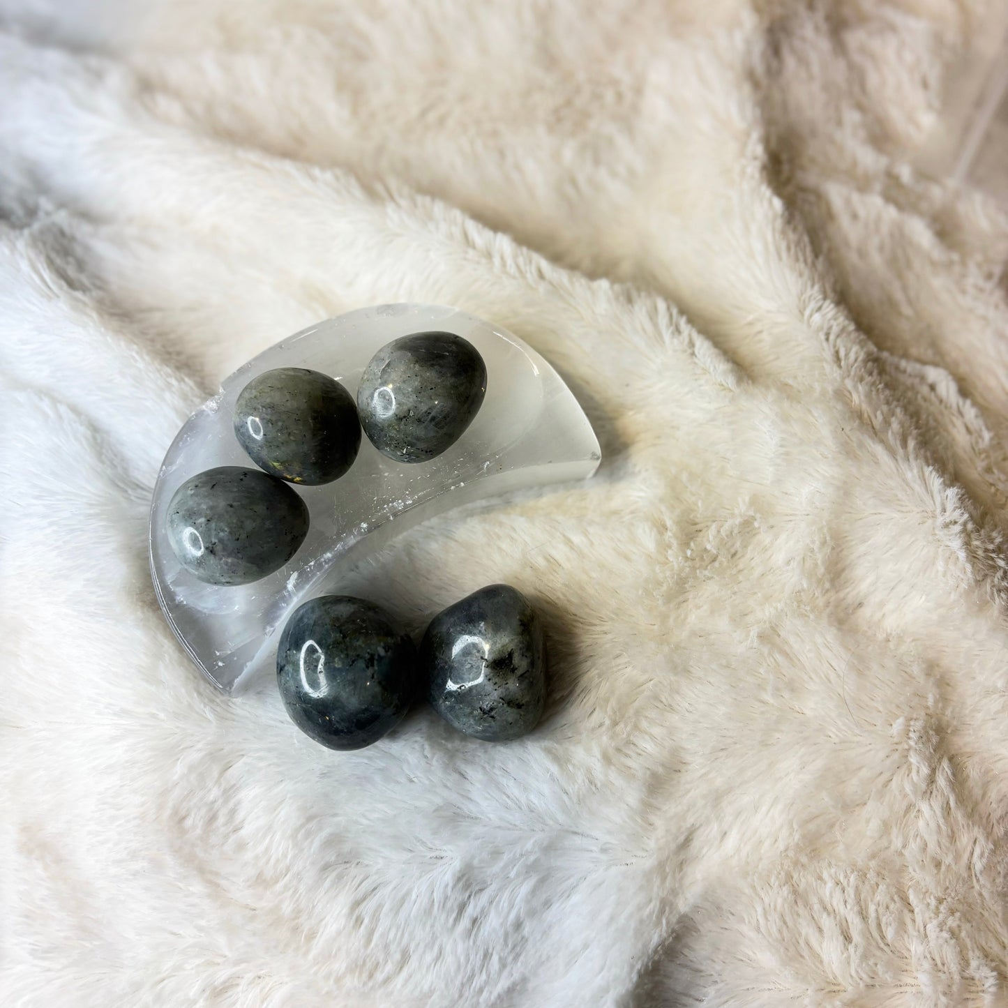 Stone Tumbled | Labradorite
