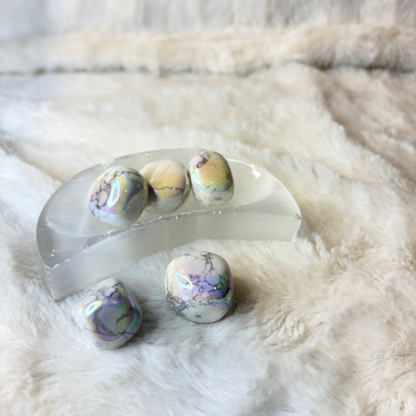 Stone Tumbled | Aura Howlite