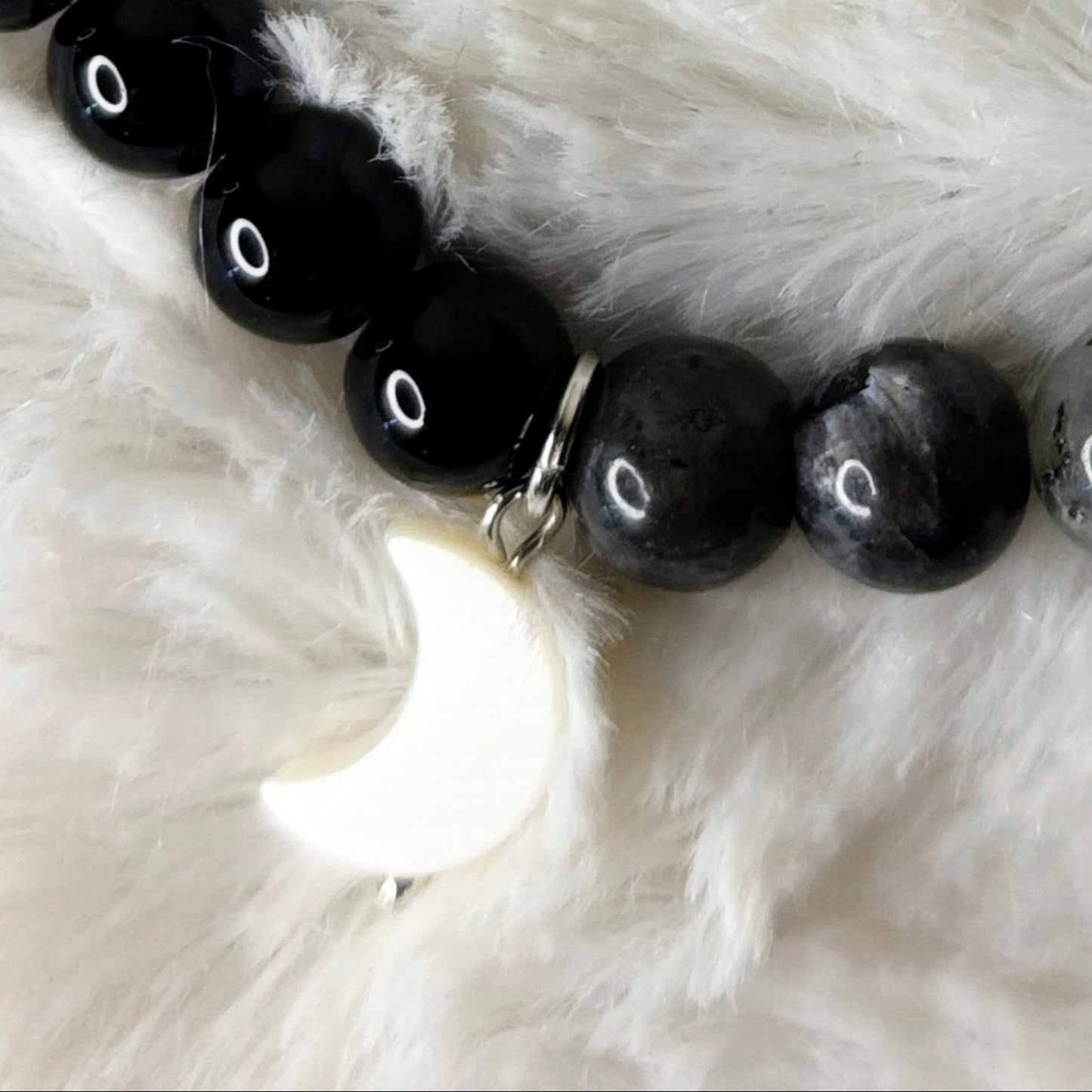 Stone Assistance Bracelet | Moon Phases