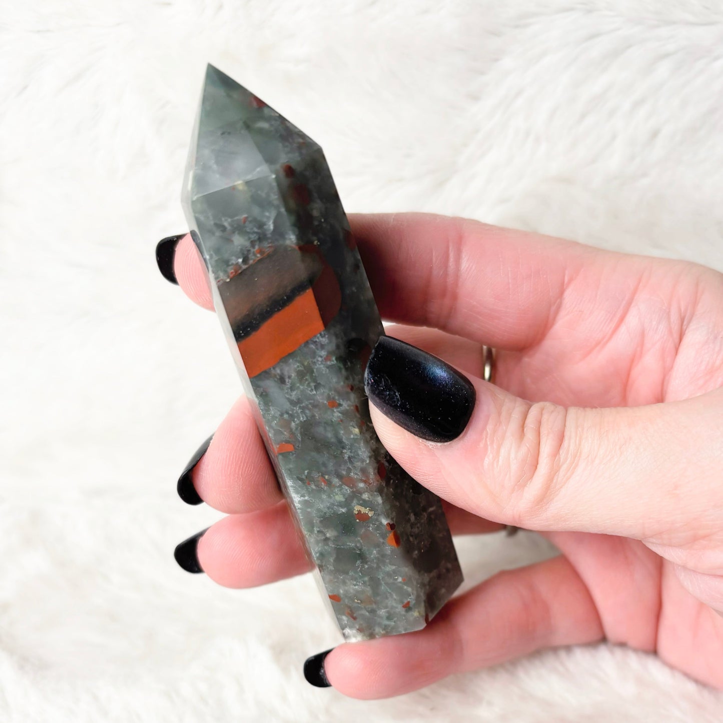 Generator | African Bloodstone