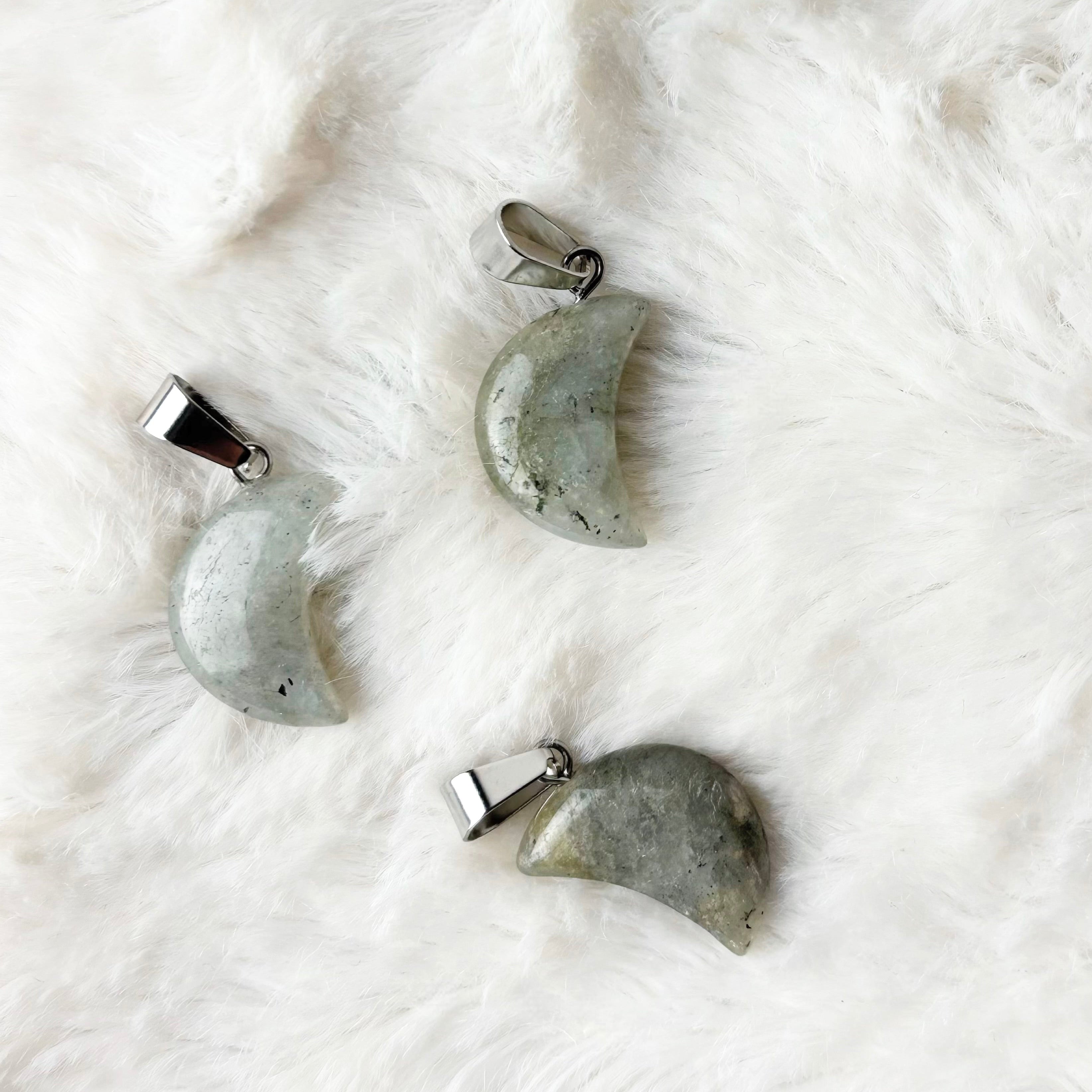 Necklace | Stone Crescent Moon – The Green Witches Shoppe