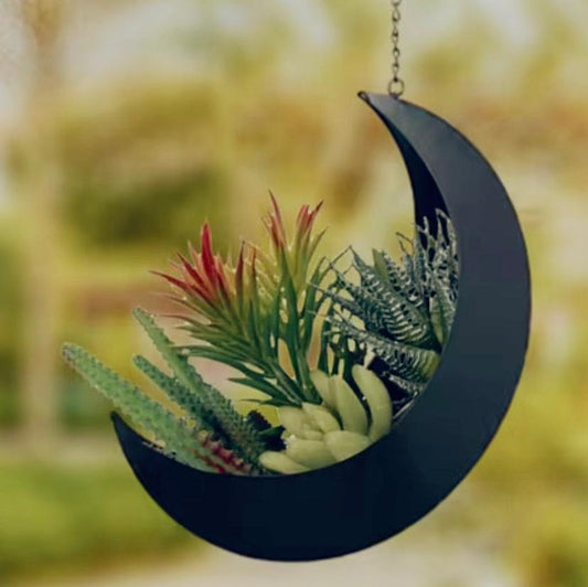 Hanging Metal Crescent Moon
