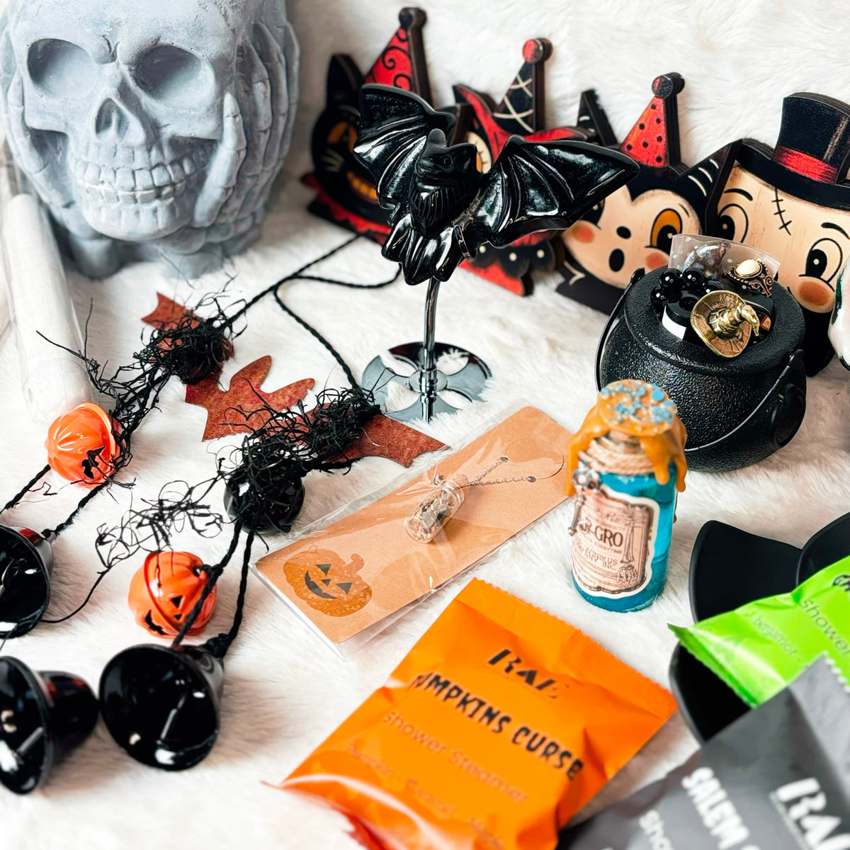 Samhain items in the Root & Ritual Box