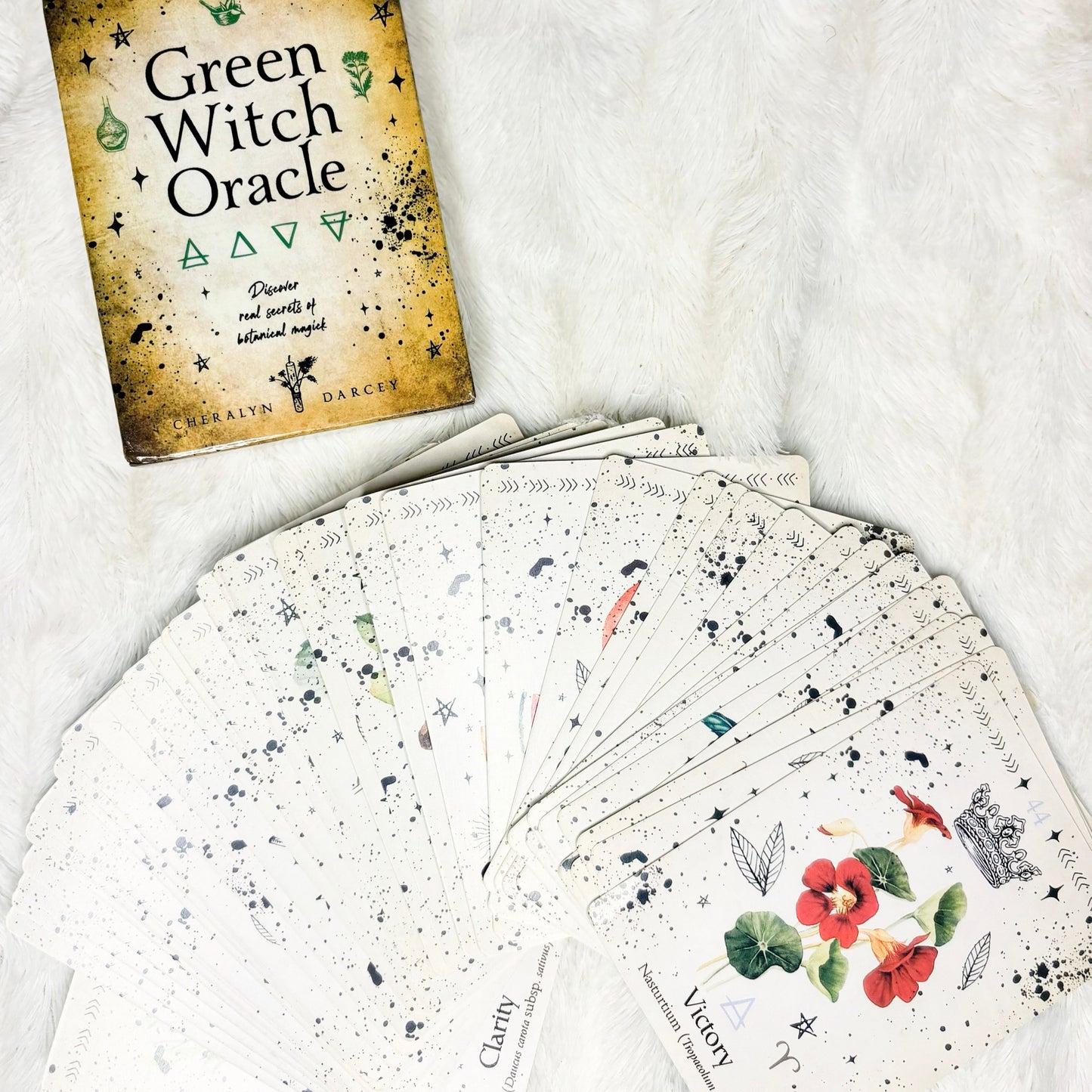 Green Witch Oracle | Mini Deck