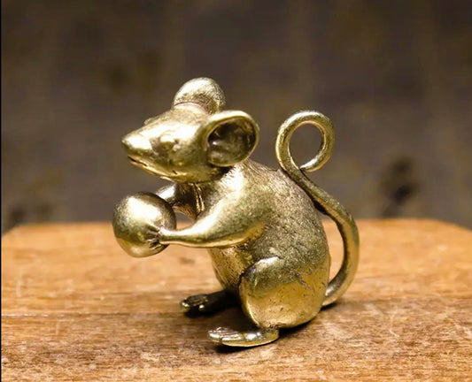 Vintage-Style Brass Mouse