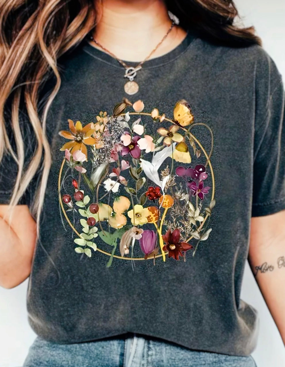 T-shirt à fleurs vintage