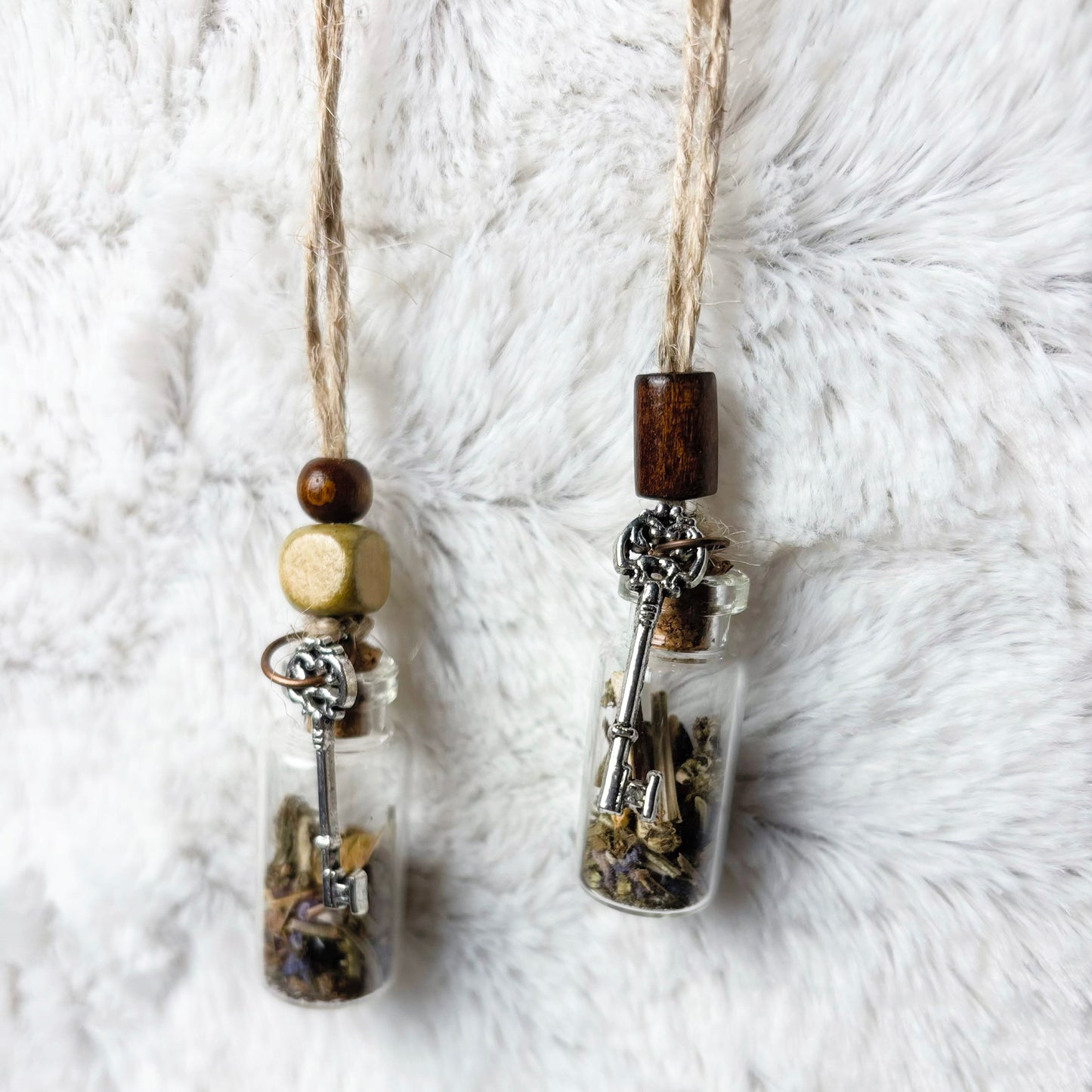 Hanger | Key to Safe Travels